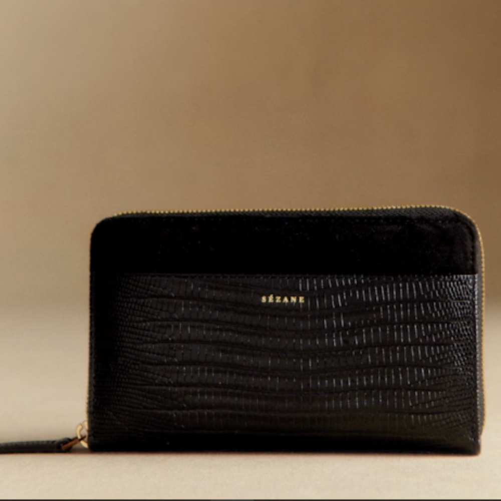 NWOT Sezane Victoria Wallet, in Black Tejus Bimaterial